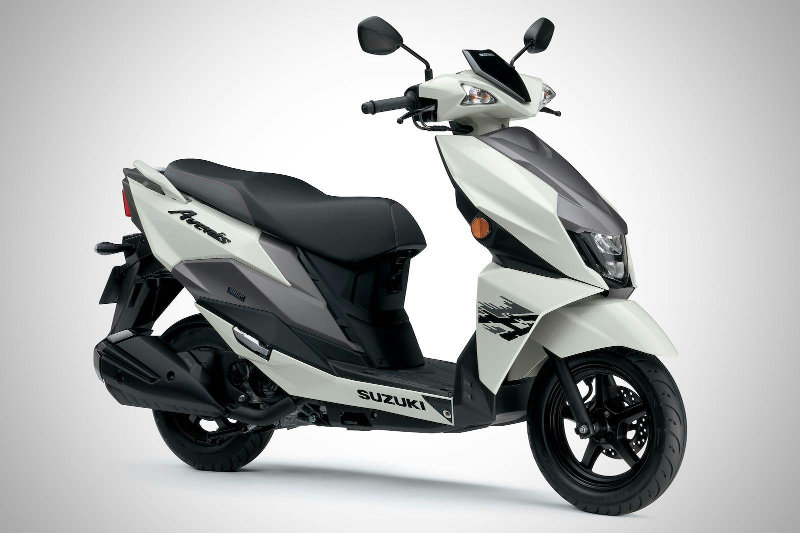 nuovo scooter Suzuki Avenis 125