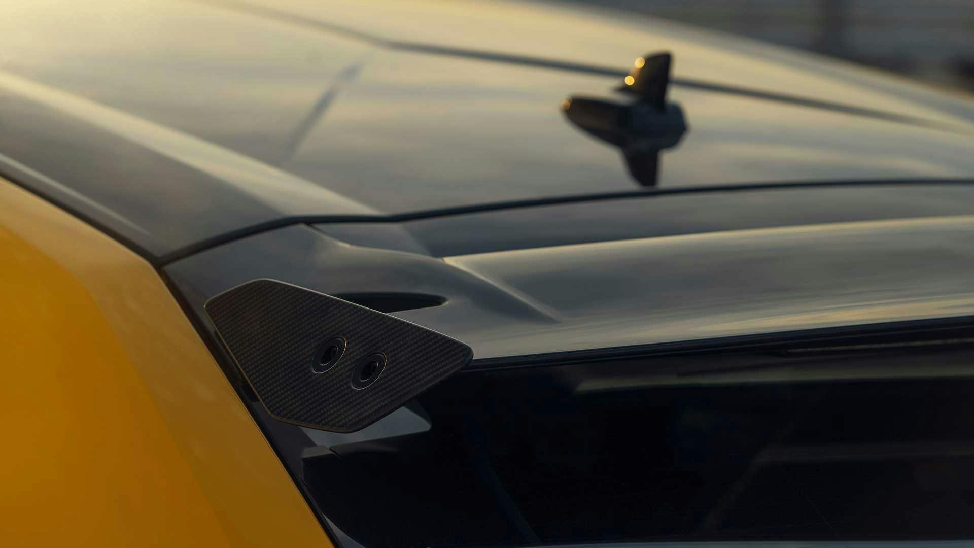 Lamborghini Urus Performante alettone