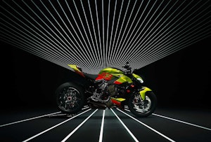 Ducati Streetfighter V4 Lamborghini foto studio