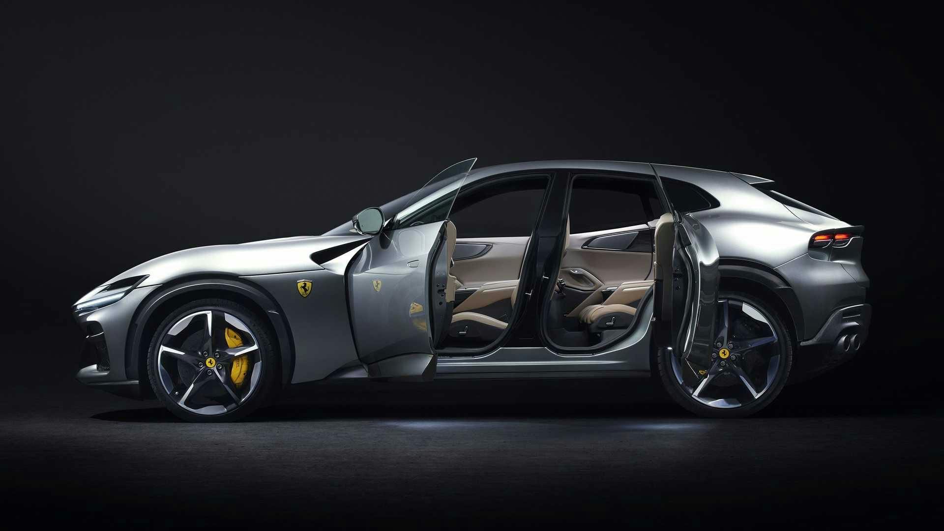 Ferrari Purosangue porte aperte