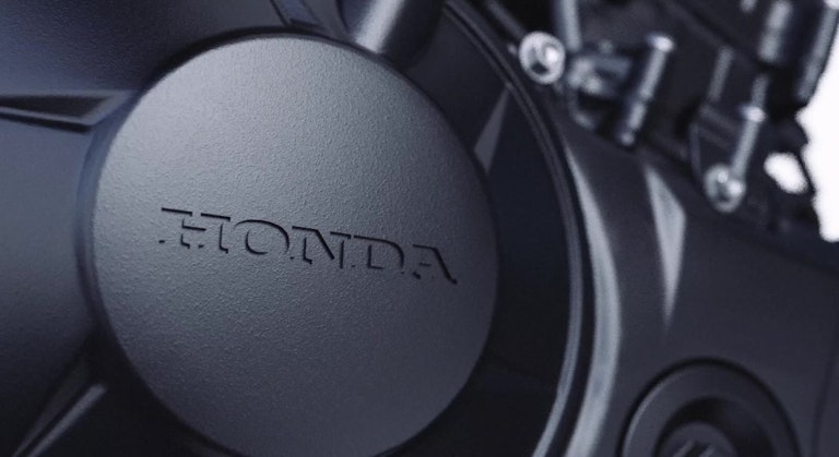 Motore nuova Honda Hornet MY2023: bicilindrico, 755 cc 92 cv