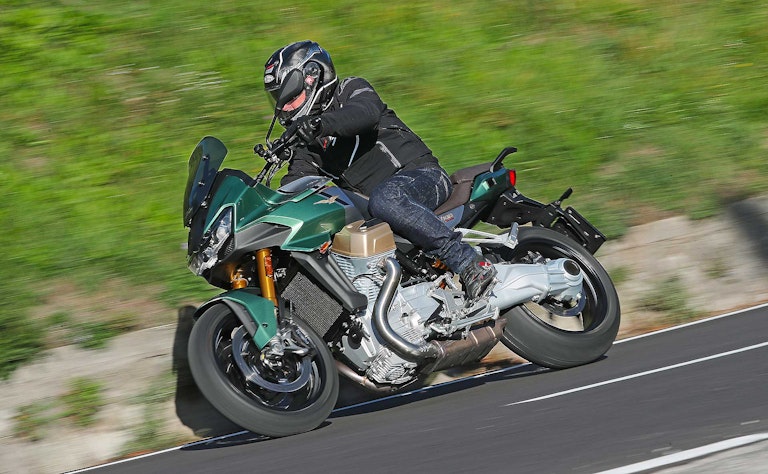 Moto Guzzi V100 Mandello