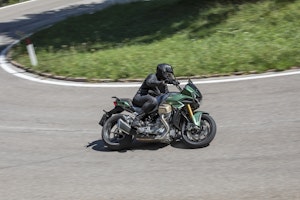 Moto Guzzi V100 Mandello