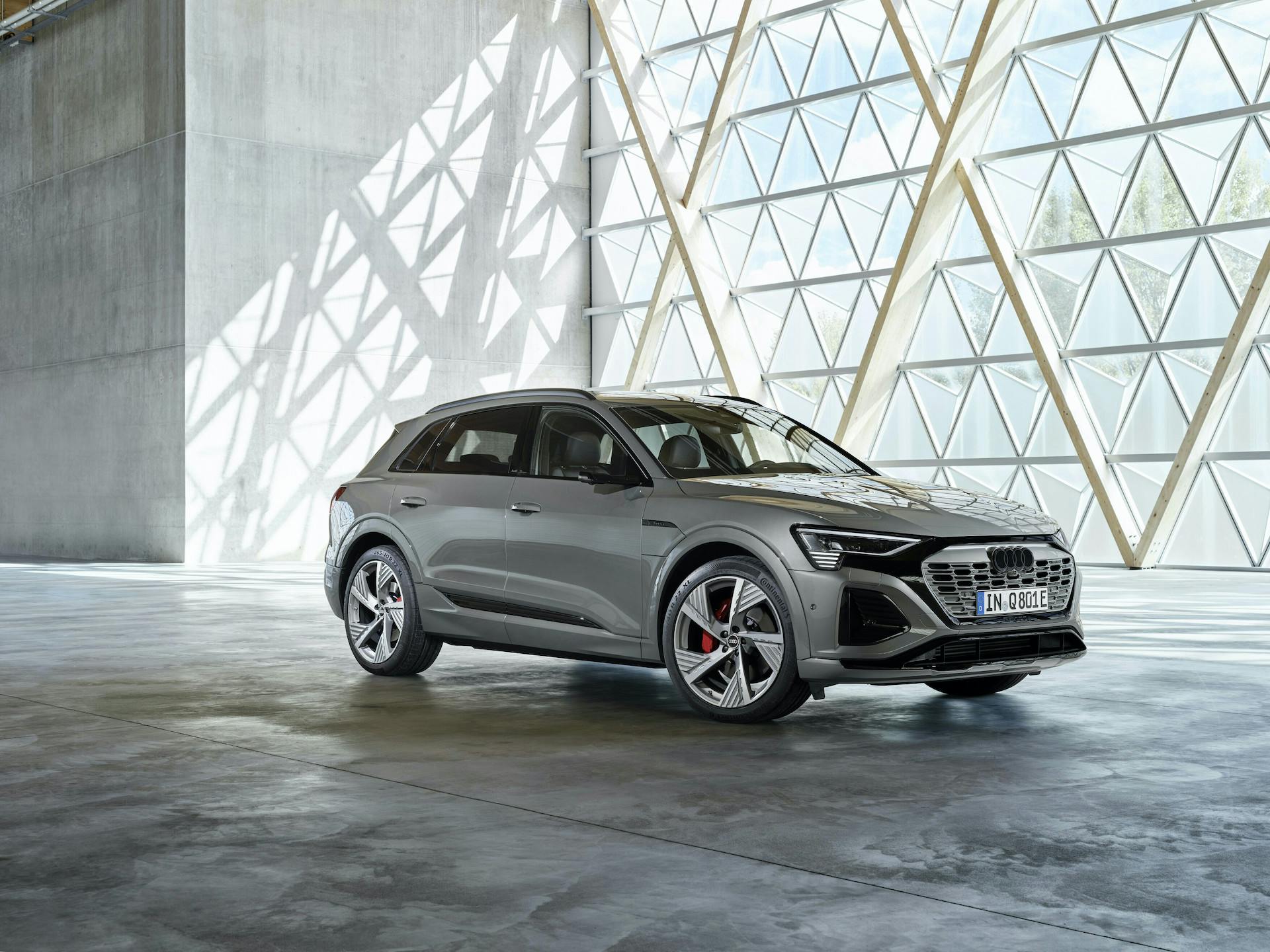 nuova Audi Q8 e-tron