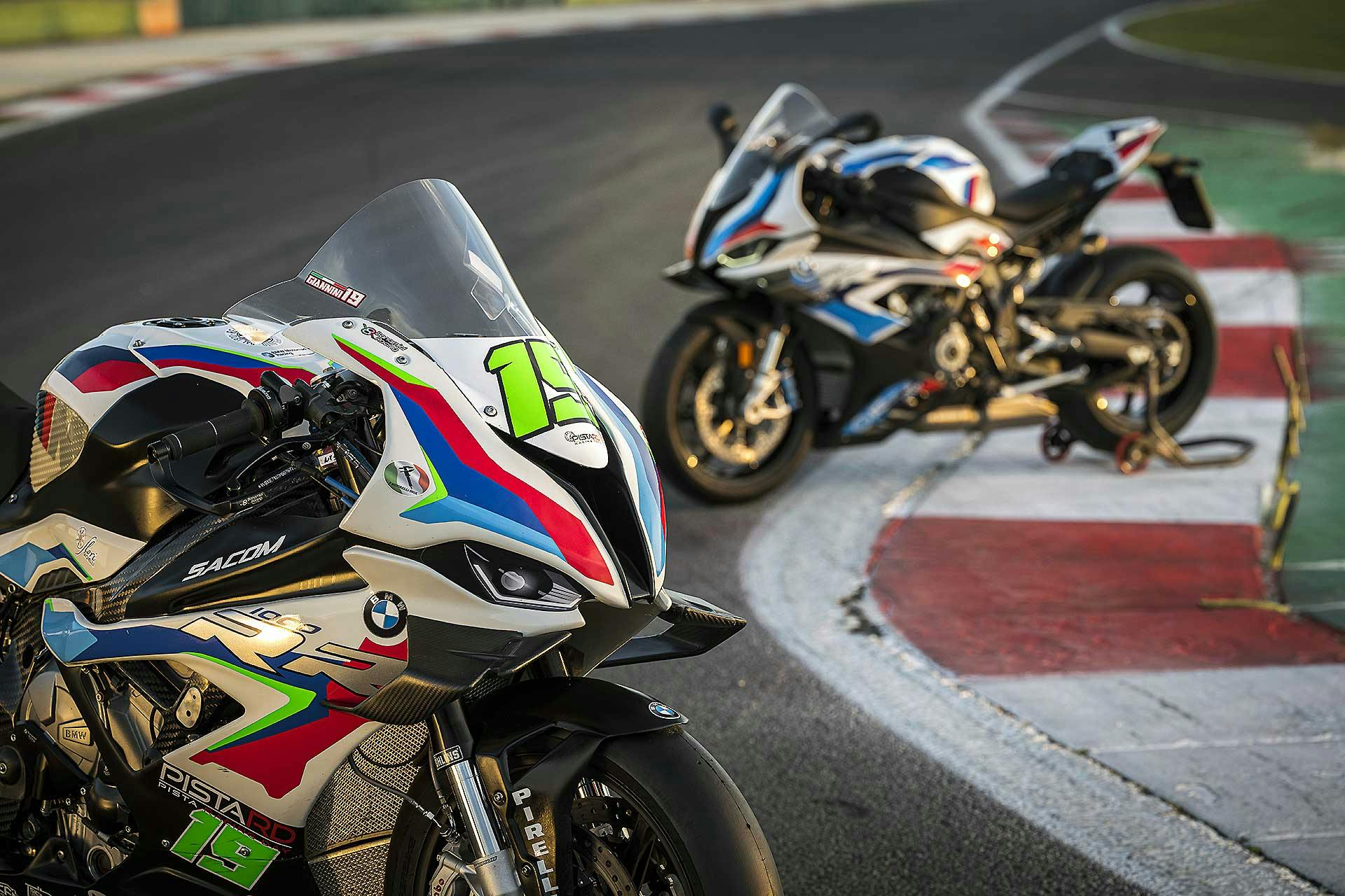 BMW M 1000 RR National Trophy