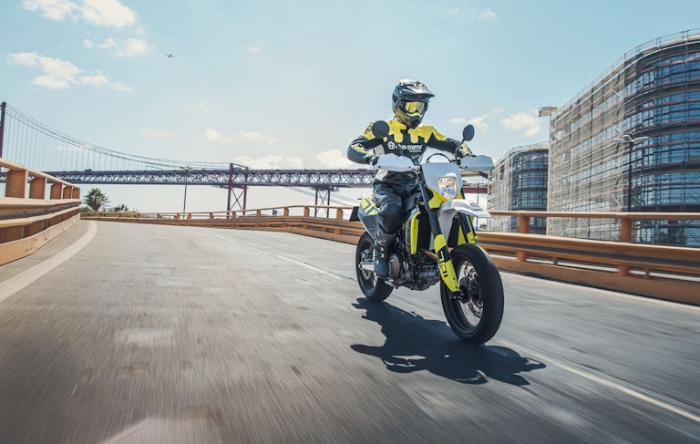 Husqvarna 701 Motard 2023