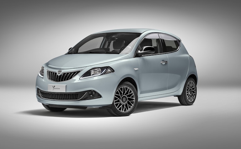 lancia ypsilon 2023 - tutte le novità