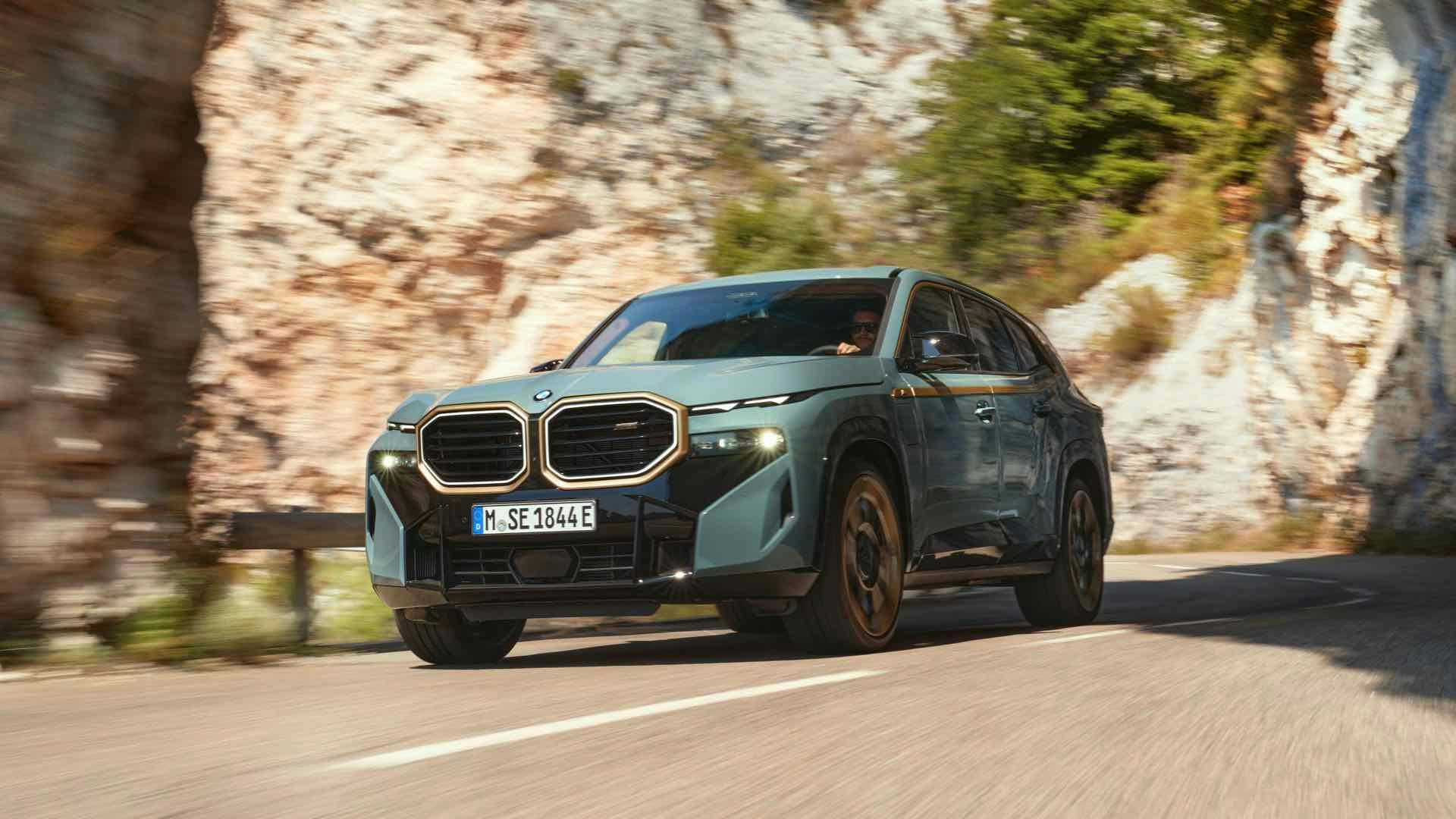 novità auto 2023, nuova BMW XM