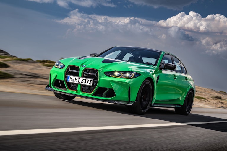 BMW M3 CS verde tre quarti anteriore