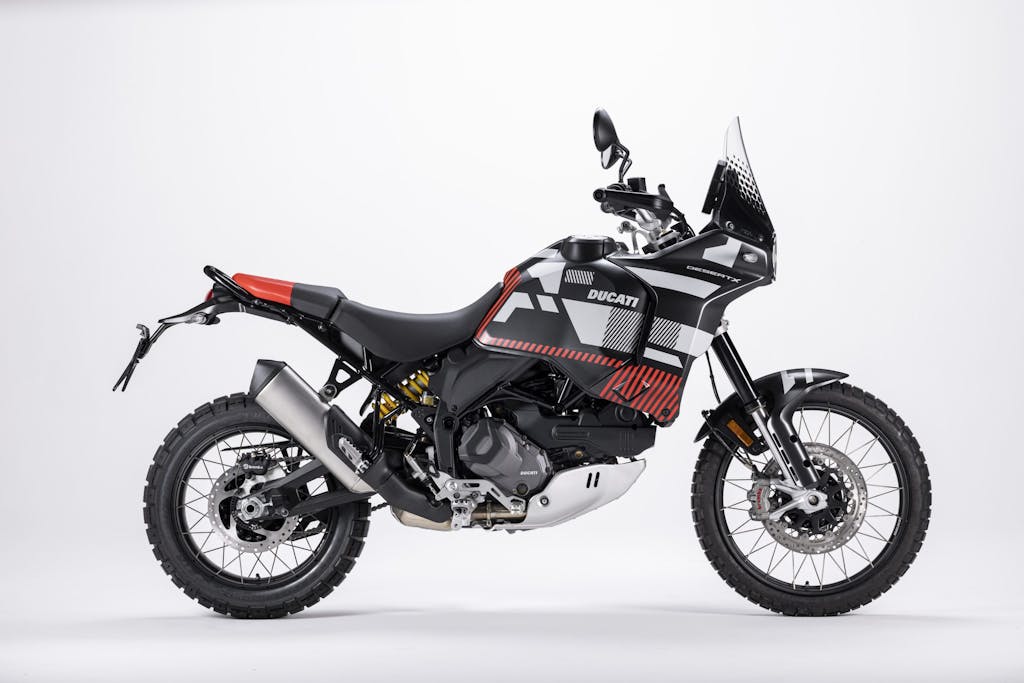 Ducati DesertX 2023 Audi Dakarian