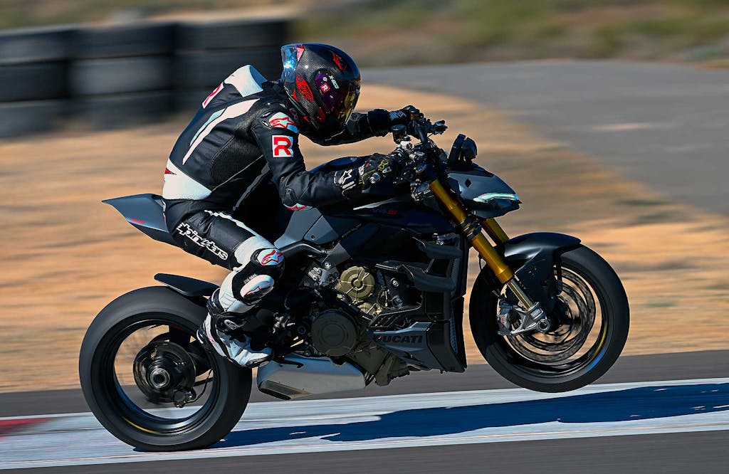 Ducati Streetfighter V4S 2023 Impennata