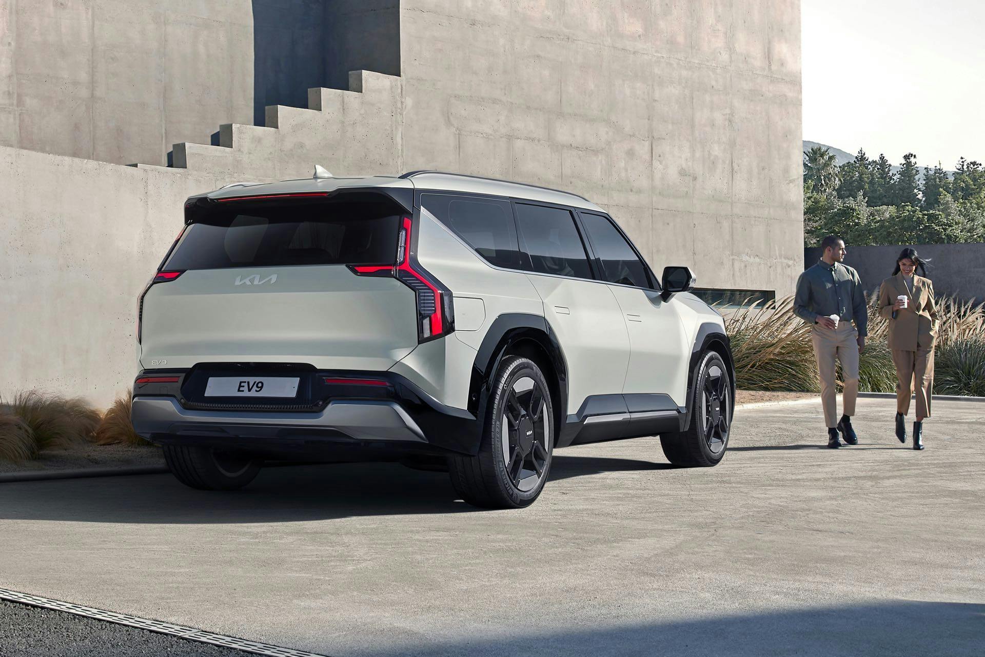 Kia EV9 tre quarti posteriore