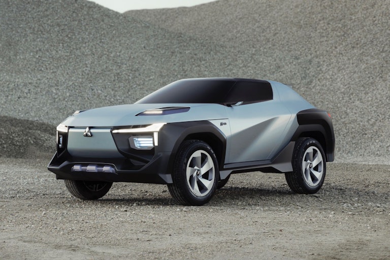 Mitsubishi Moonstone tre quarti anteriore