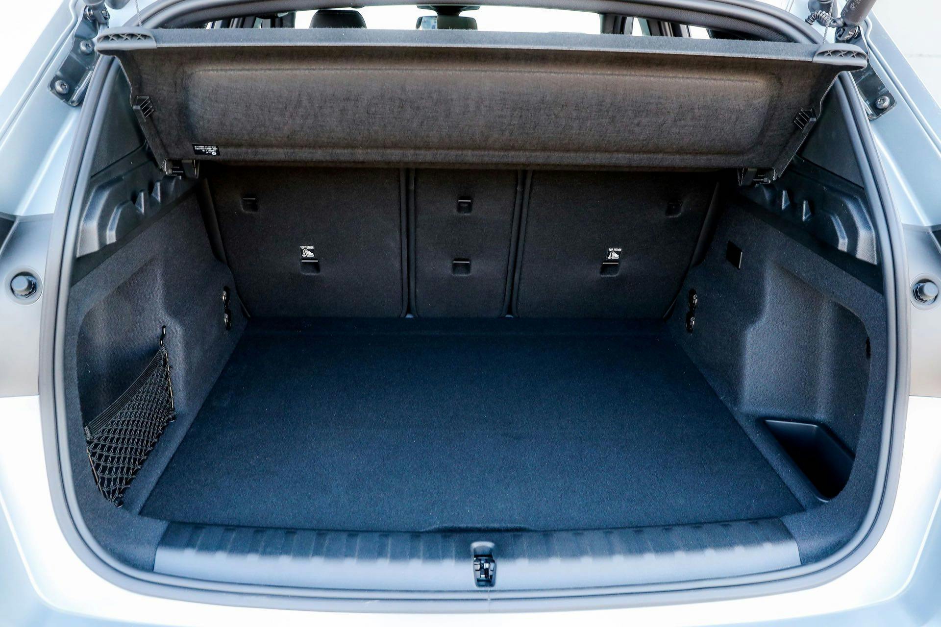 BMW iX1 bagagliaio