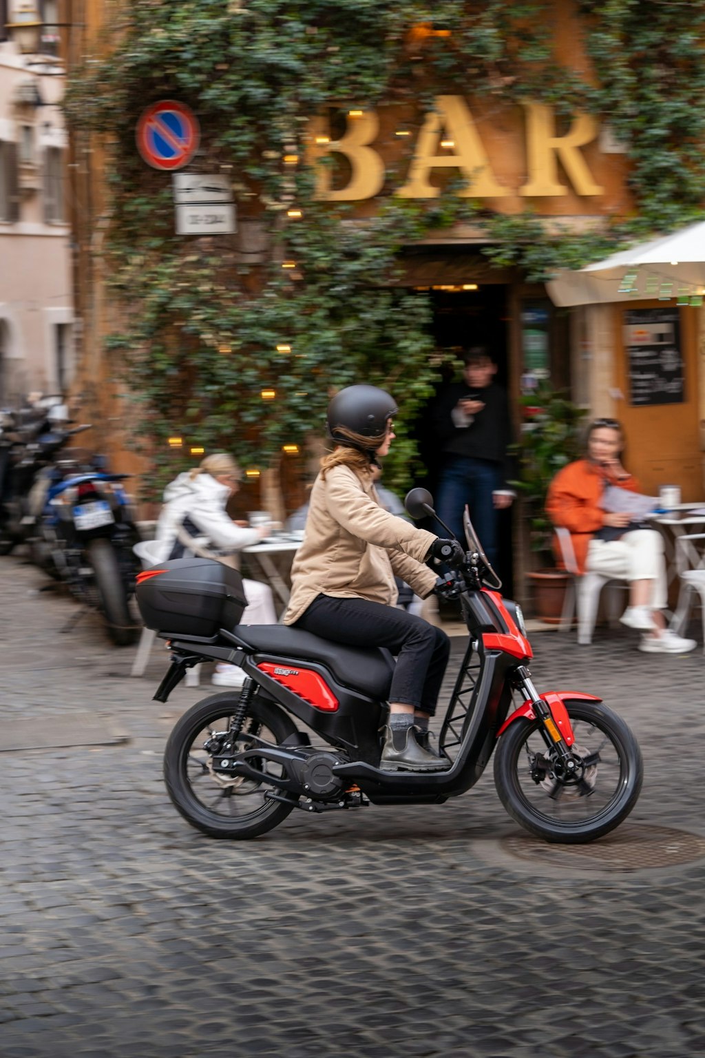 Fantic Issimo City L1 e L3 prezzo, caratteristiche e foto RED Live