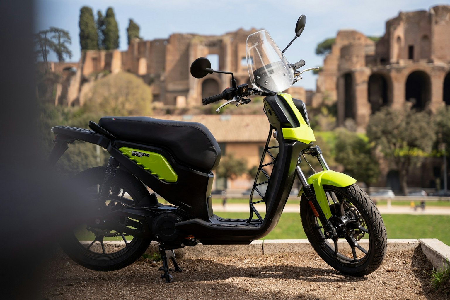 Fantic Issimo City L1 e L3 prezzo, caratteristiche e foto RED Live