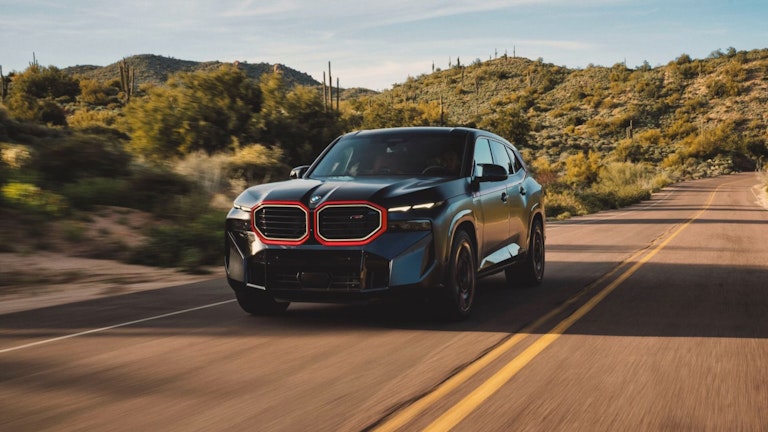 BMW XM Label Red, il frontale