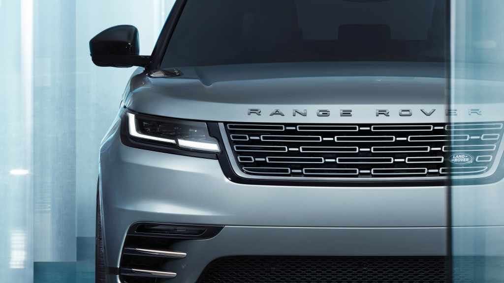Nuova Range Rover Velar fari pixel led