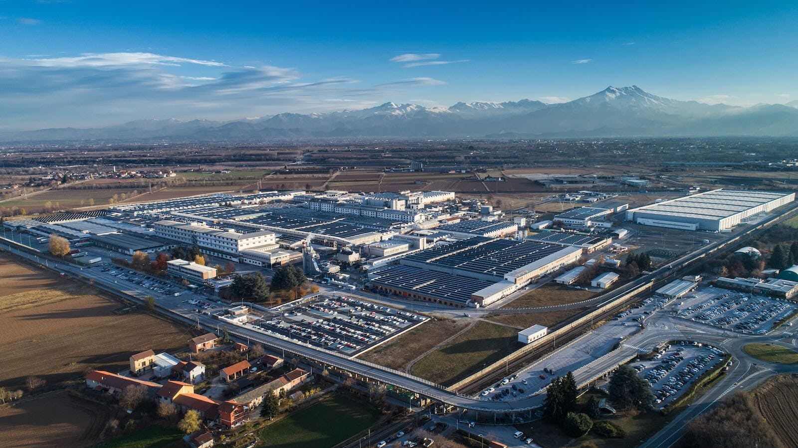 Michelin, lo stabilimento di Cuneo, vista aerea