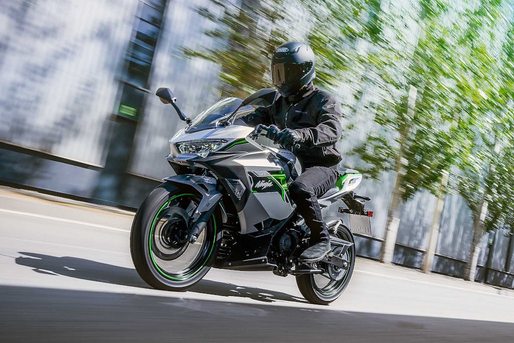 Kawasaki Ninja e1 moto elettrica