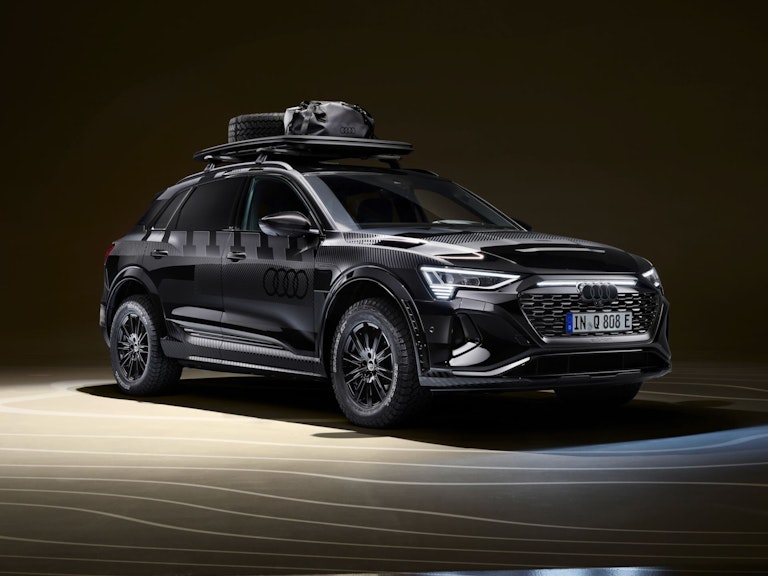 Audi Q8 e-tron edition Dakar