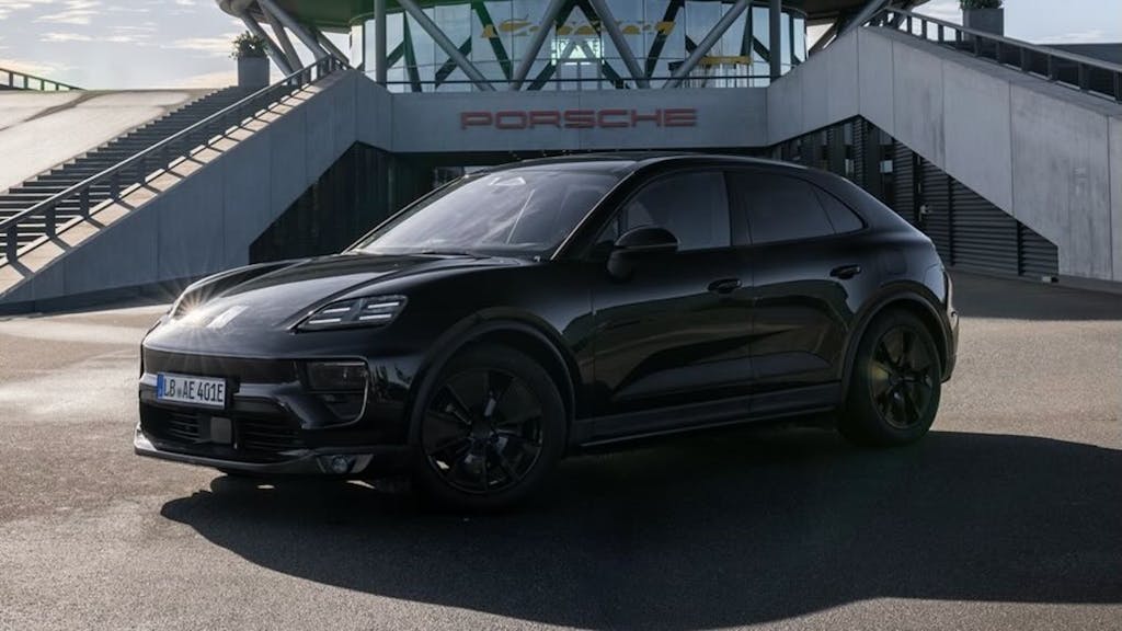 Porsche Macan elettrica, novità auto 2024