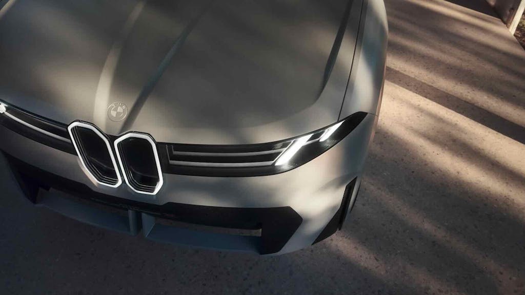 BMW Neue Klasse X, fari e calandra