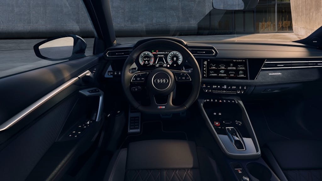 Nuova Audi S3 Sportback, gli interni