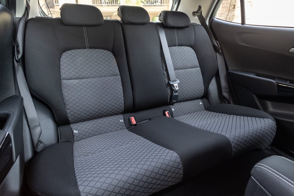 divano Kia Picanto 2024
