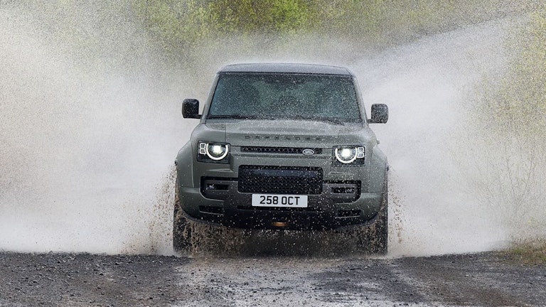 Nuova land Rover Defender OCTA