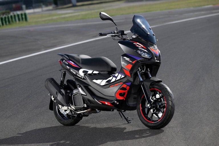 Aprilia SR GT Replica 2024