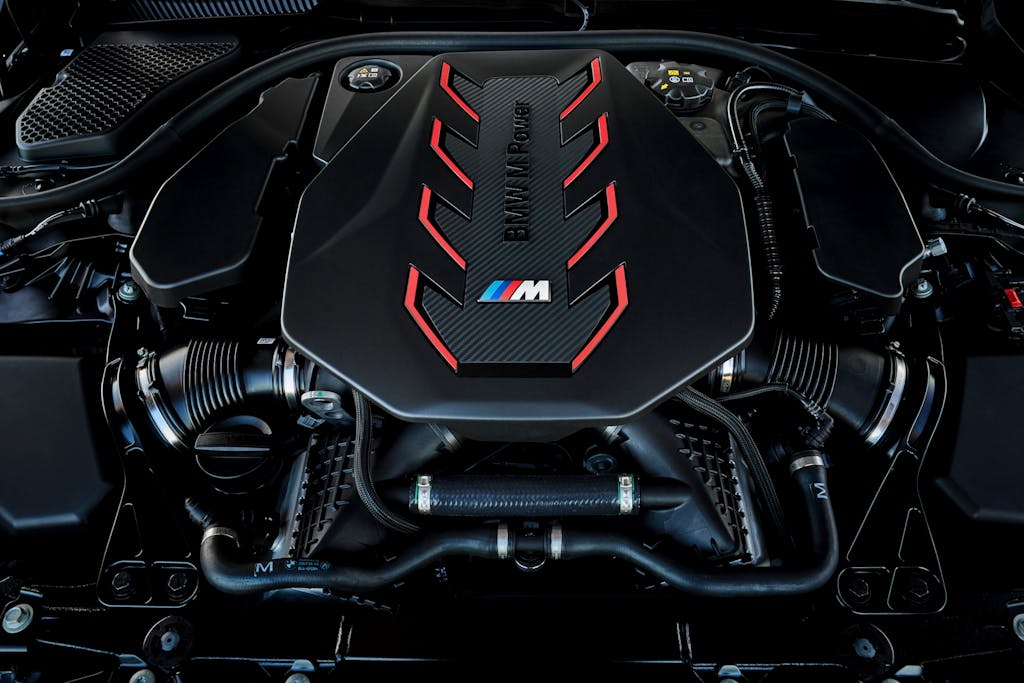 motore V8 4.4 BMW M5 Touring