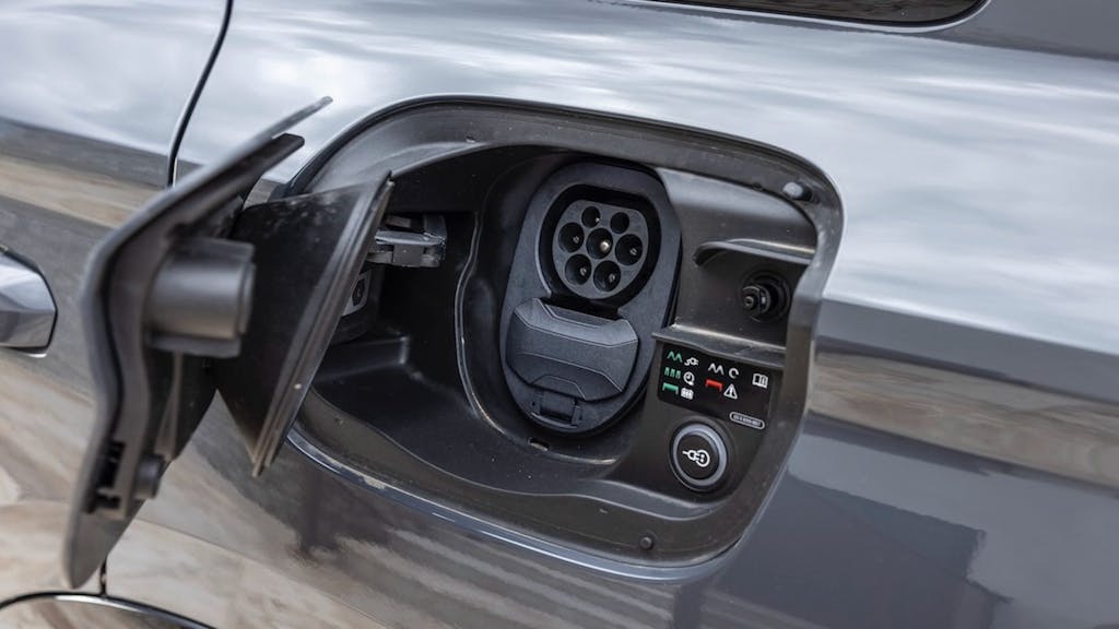 Nuova Audi SQ6 e-tron