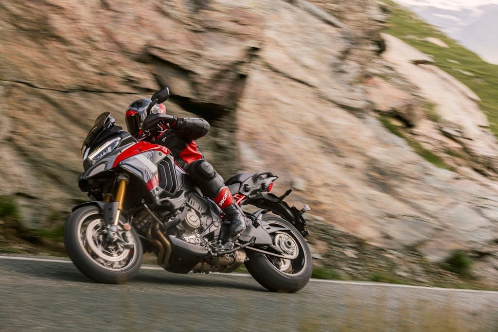 Ducati Multistrada V4 2025