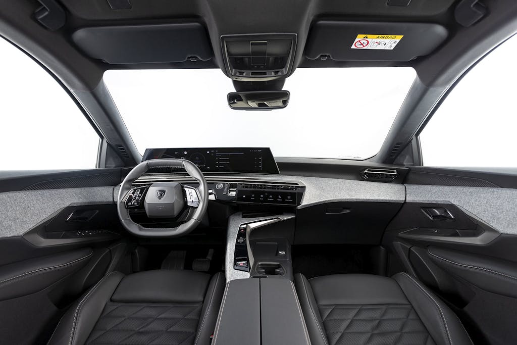 Nuova Peugeot 3008 Hybrid