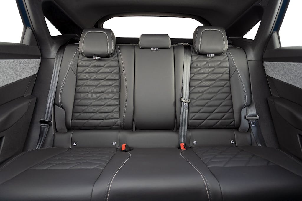 Nuova Peugeot 3008 Hybrid