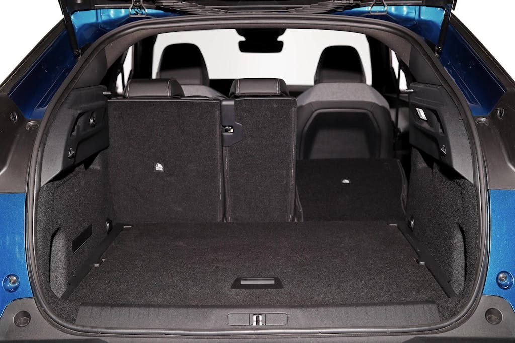 Nuova Peugeot 3008 Hybrid