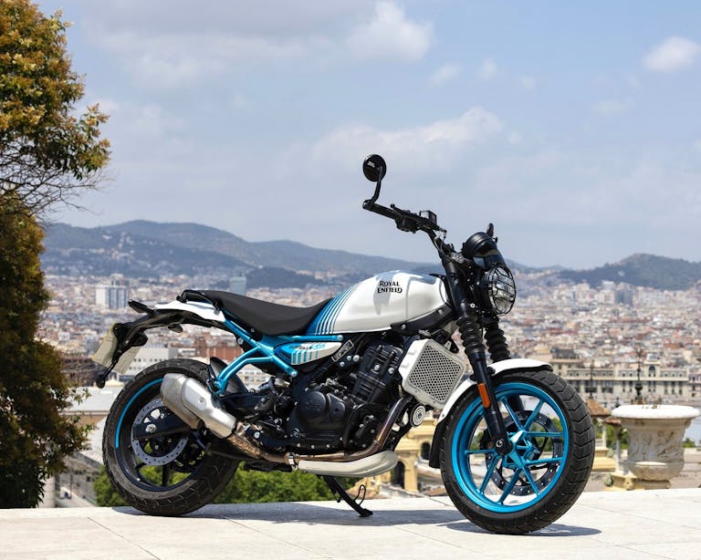 Royal Enfield Guerrilla 450