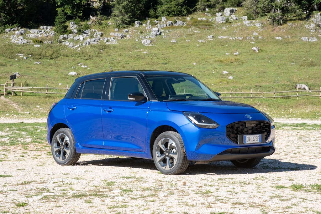 Suzuki Swift 4WD 2024