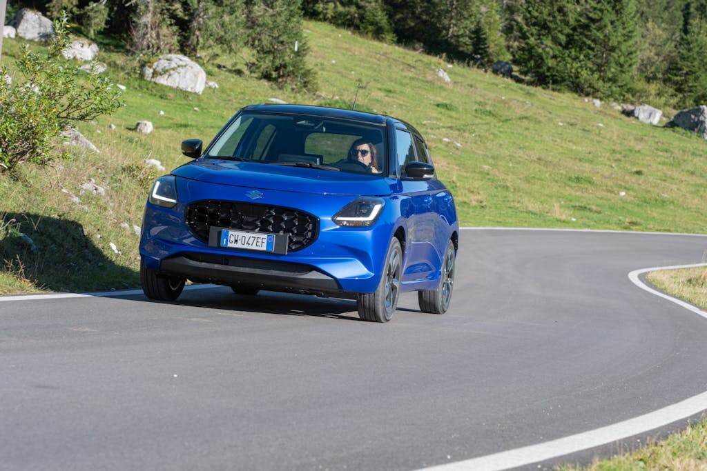 Suzuki Swift 4WD 2024