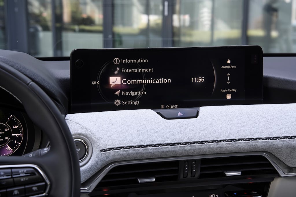 infotainment Mazda CX-80 2024