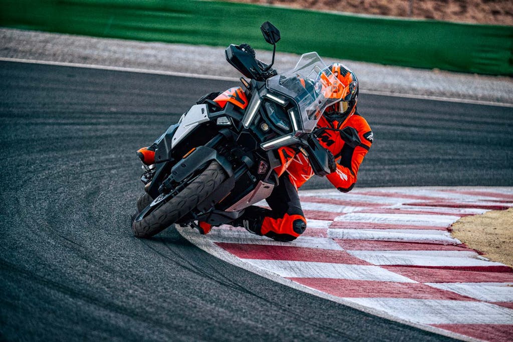 KTM 1390 Super Adventure S Evo 2025