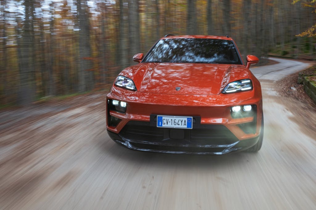Porsche Macan Turbo elettrica