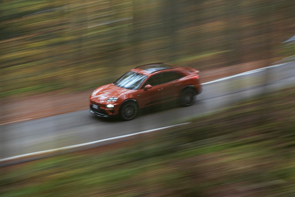 Porsche Macan elettrica Turbo