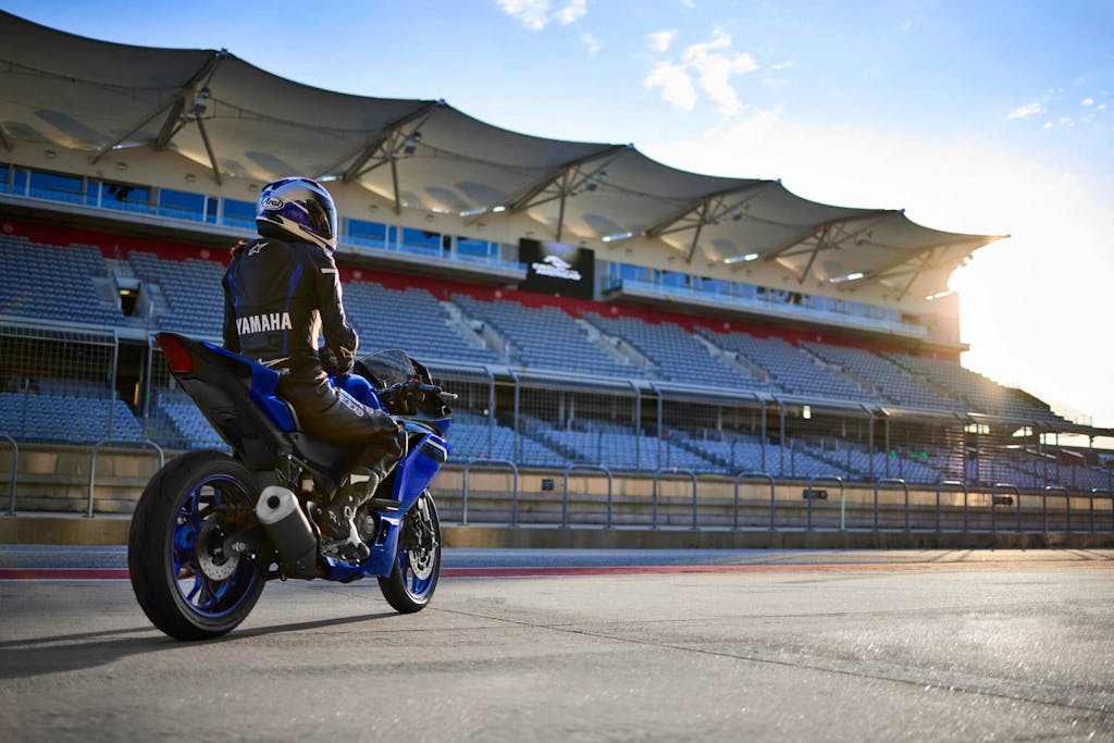 Yamaha R3 2025
