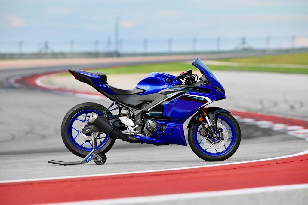 Yamaha R3 2025