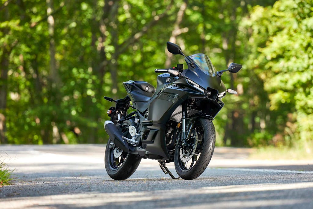 Yamaha R3 2025