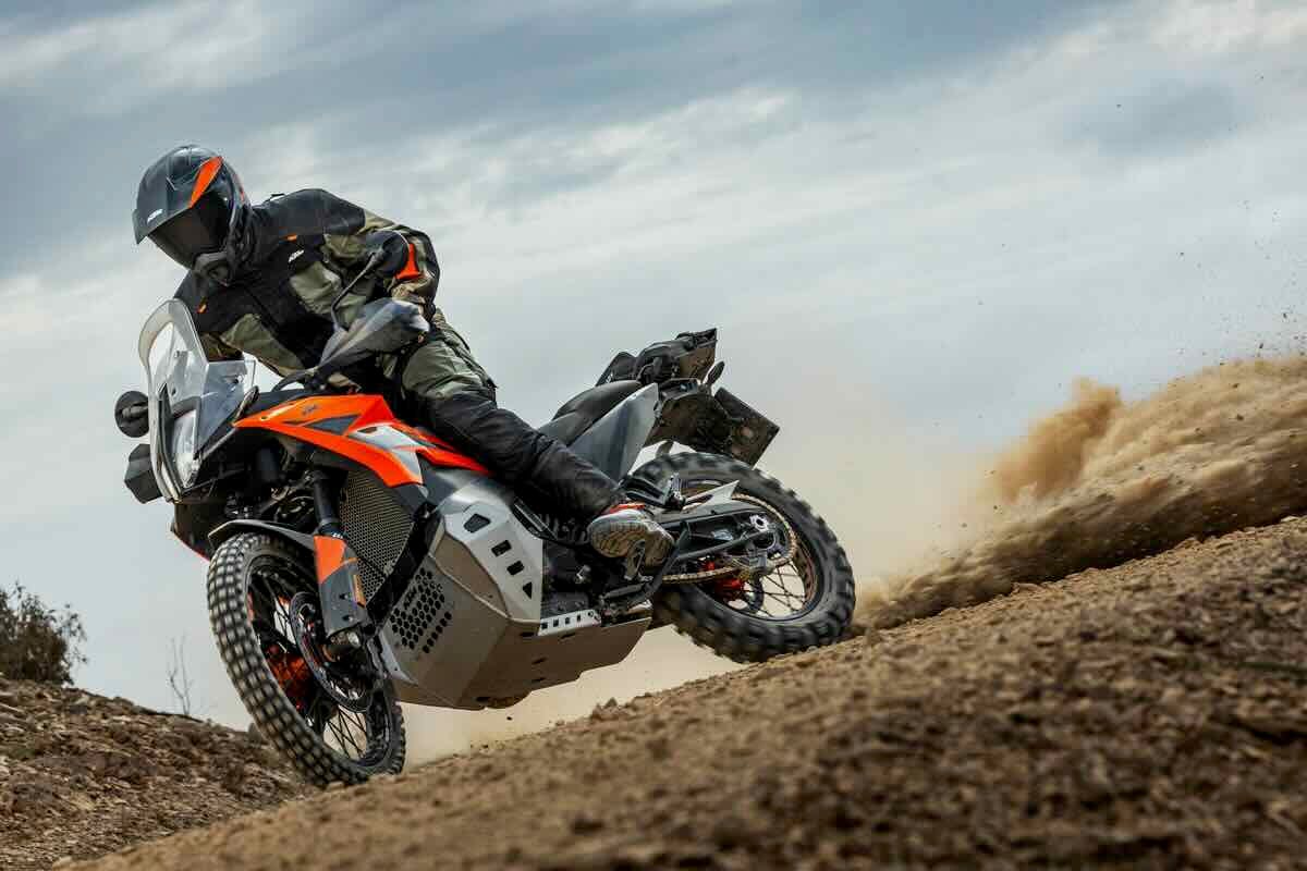 kym 790 adventure 2025 foto in azione fuoristrada