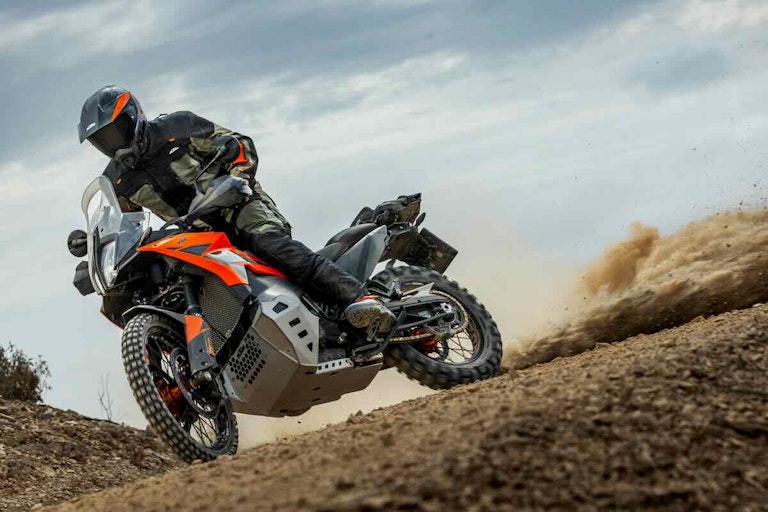 kym 790 adventure 2025 foto in azione fuoristrada