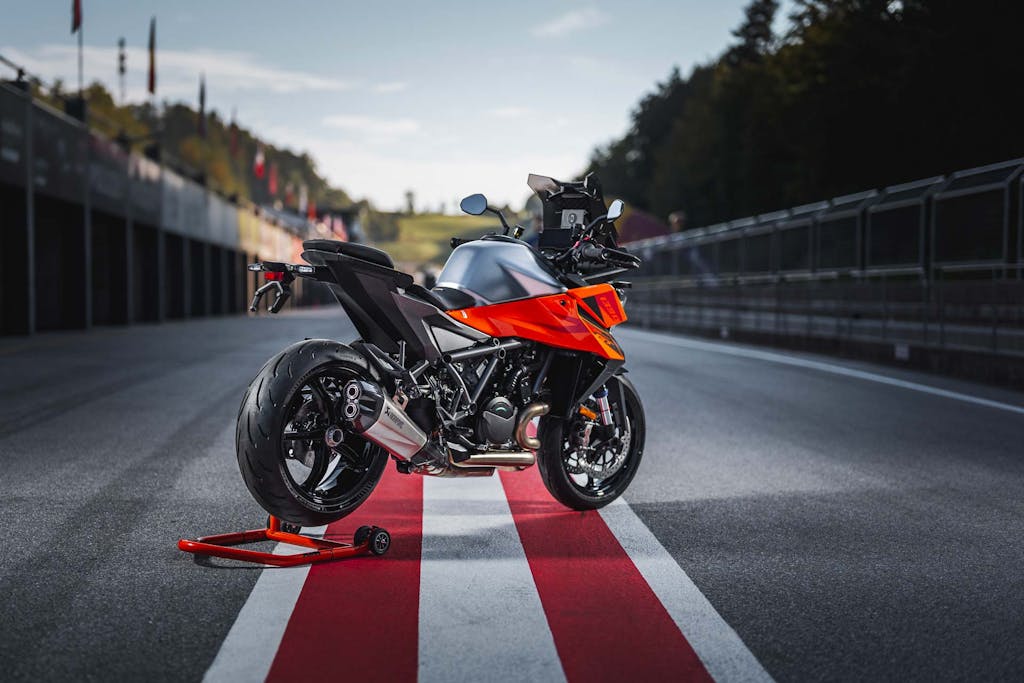 KTM 1390 Super Duke GT 2025